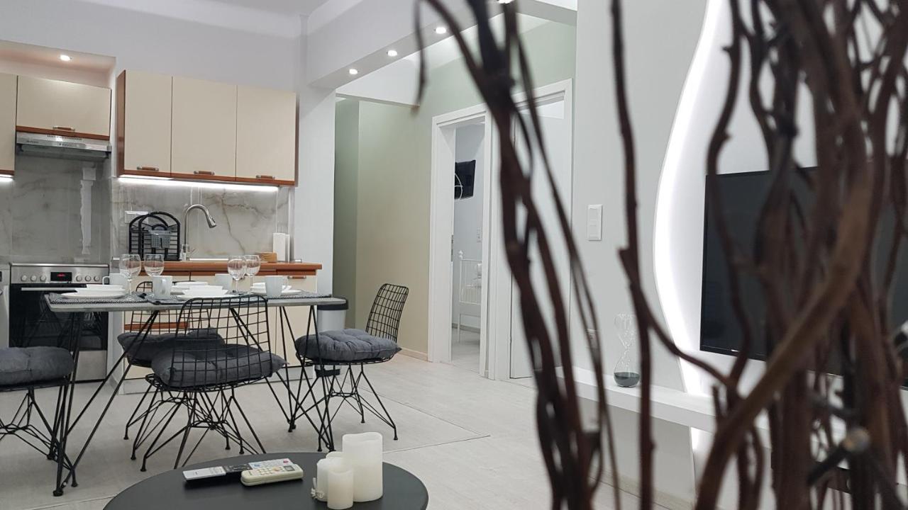 Konstantinos'S Luxury Apartment Солун Екстериор снимка